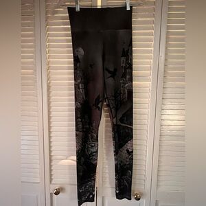 Black Gothic Print Leggings